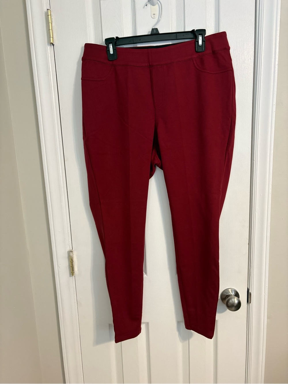 Lane Bryant Ponte Leggings in Burgundy Red